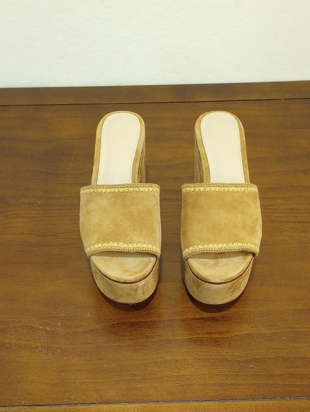Veronica Beard Dessie Platform Real Leather Suede Sandals in Latte, Size 7M